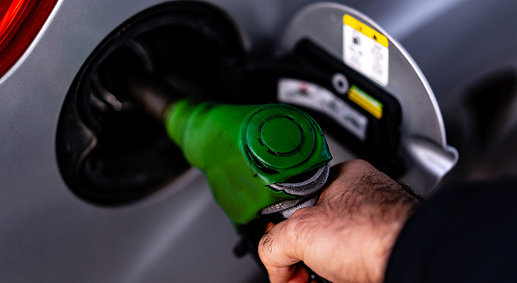 Caro carburanti, il Governo attui misure proposte dall'AIE almeno su limiti velocità autostrade e pendolari